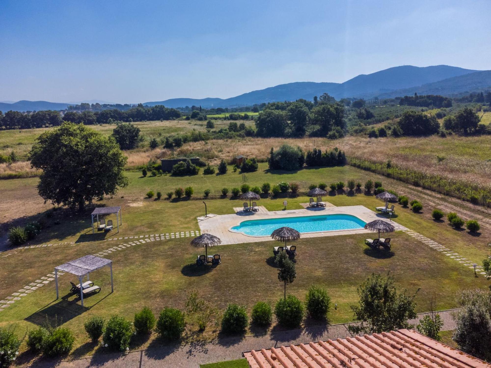 Apartment Quercia Alta By Interhome Le Case Εξωτερικό φωτογραφία